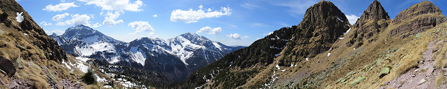 Salendo sul sent. 127 dal Monte Campo al Laghetto di Pietra Quadra al cospetto dei Tre Pizzi